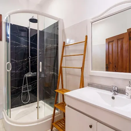 Casa Do Faial Holiday home Santana (Madeira)