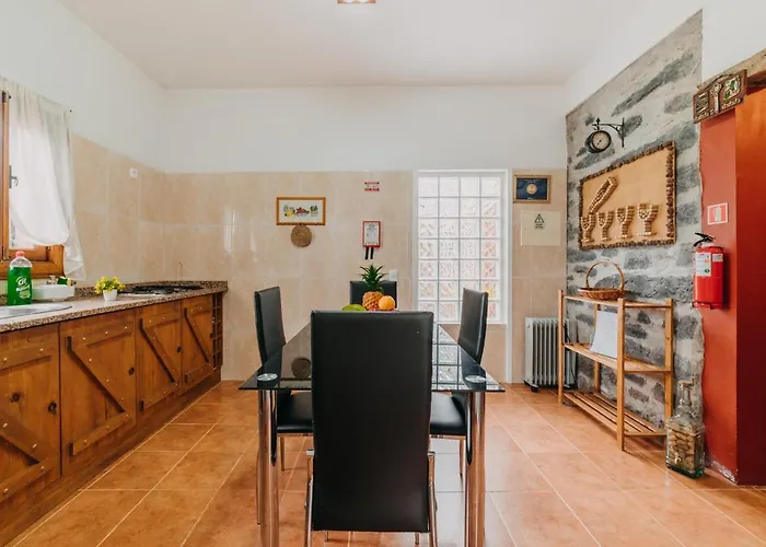 Casa Do Faial Holiday home Santana (Madeira)