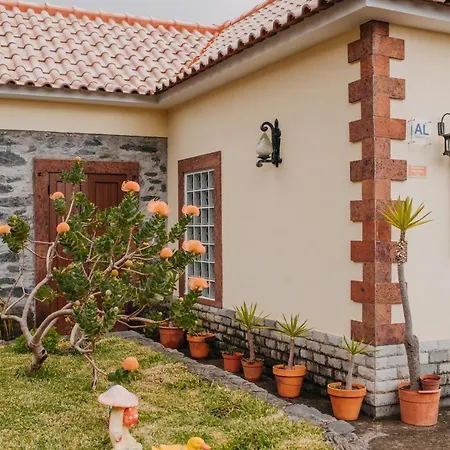 Semesterbostad Casa Do Faial *